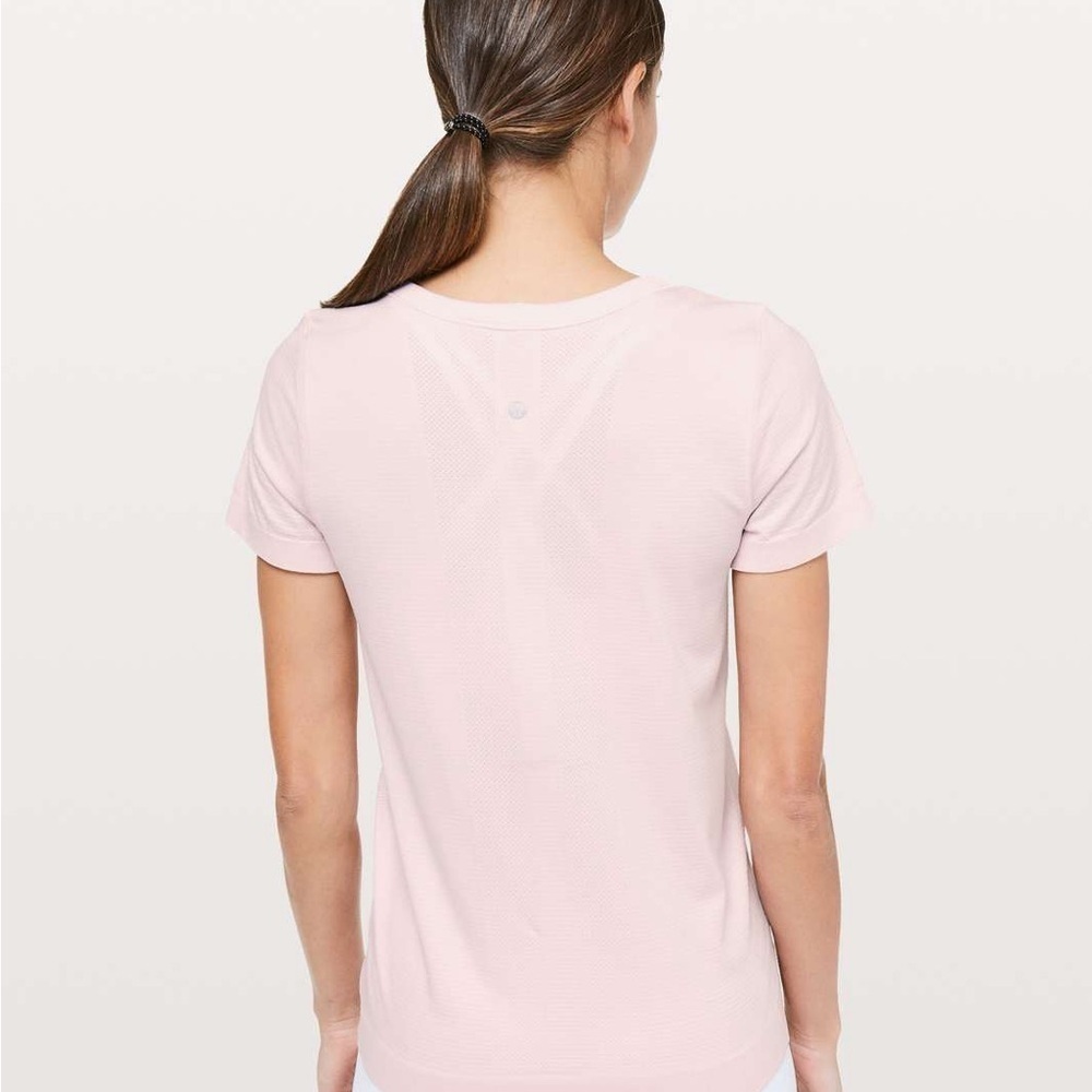 Lululemon Athletica Pink Fitted Short Sleeve Tee - Picture 3 of 9